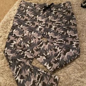 Ivory Ella Camo Joggers 🐘
